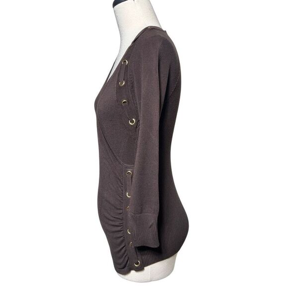Cache Sexy Low Plunging Embellished 3/4 Sleeve Sweater Size Small - Picture 2 of 4